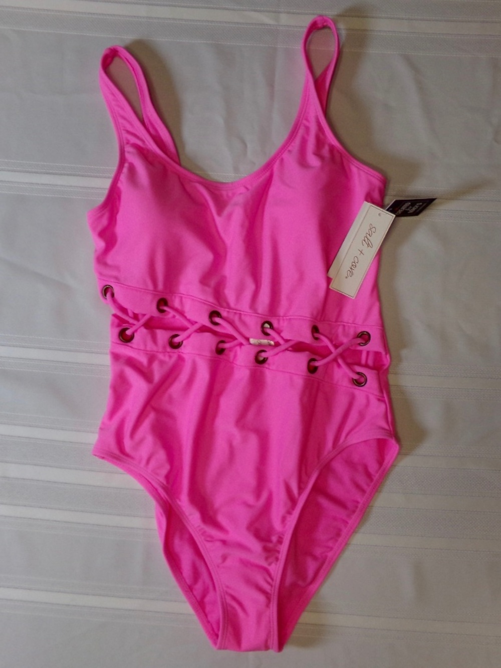 NWT Salt & Cove Peony Hot Pink 1 PC Swim Suit, Created for Macyβs Size Large